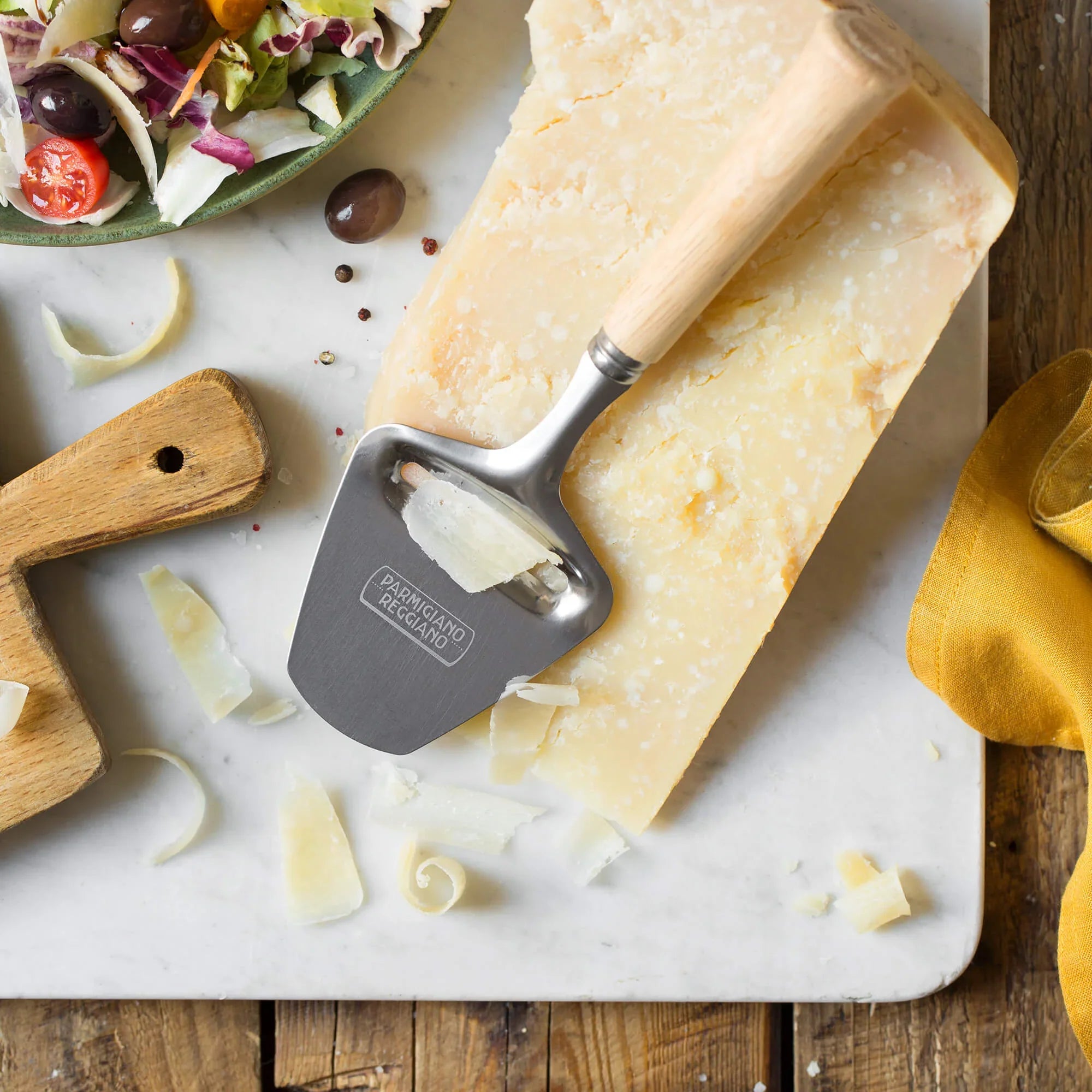 Parmigiano Reggiano 24 months (Serving Kit) - EMILIA FOOD LOVE Selected with love in Italy